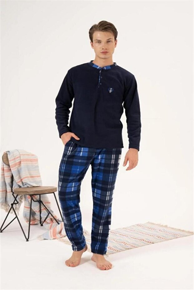Six Checkered Long Sleeve Fleece Men's Pajama Set