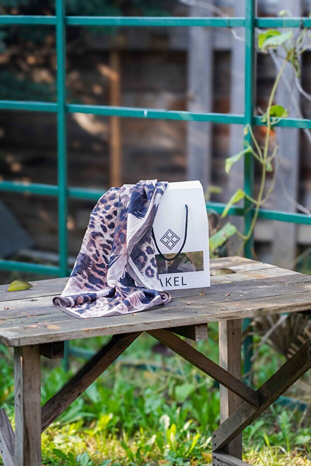 Spring Eşarp Leopar Desen %80 Viskon %20 Polyester - 5