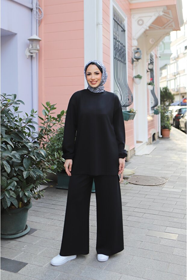 طقم مودال مكون من قطعتين بأرجل واسعة