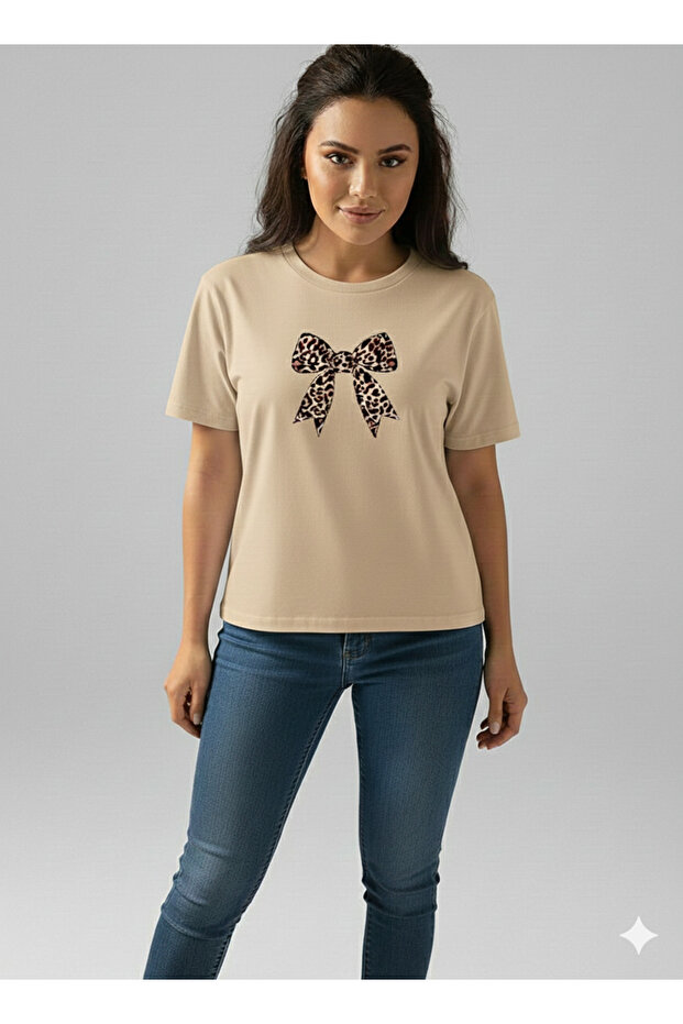 Women's Ribbon Leopard Printed Crew Neck Tshirt