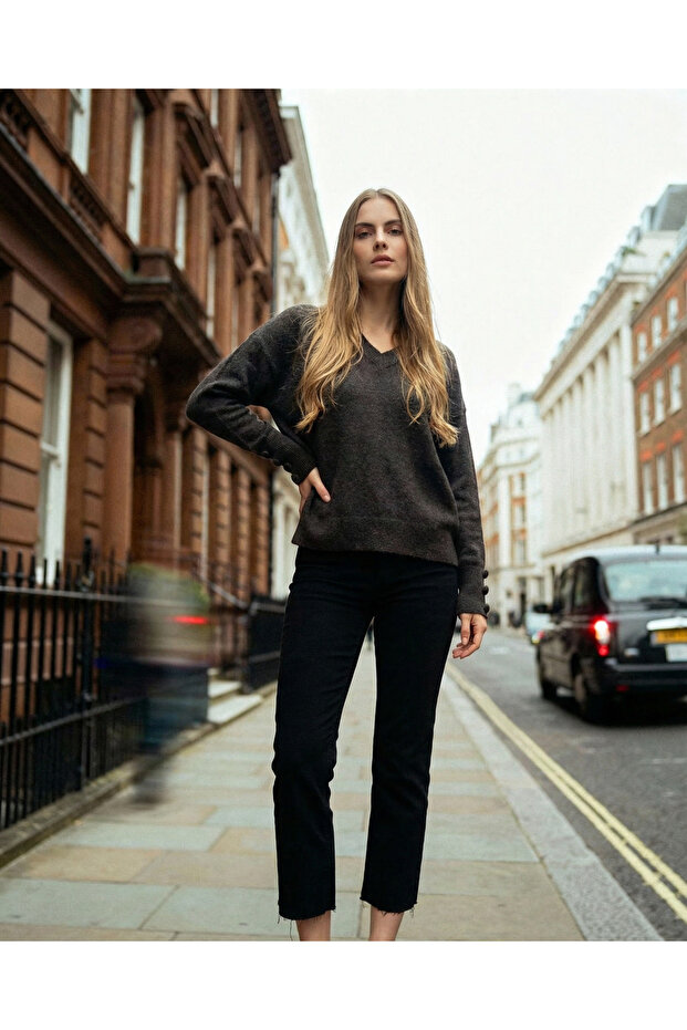 Women's V-Neck Oversize Knitwear Sweater