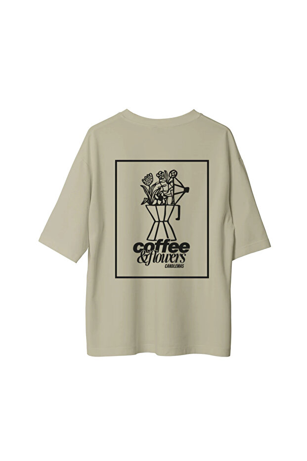 Coffee & Flowers - Oversized T-Shirt