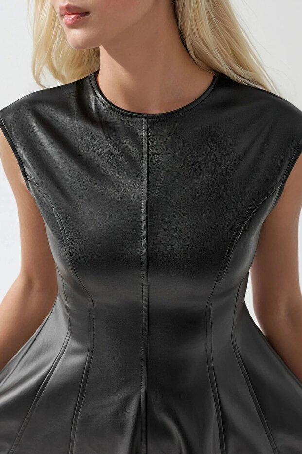 BUSEM Suni Deri Fermuarlı Mini Elbise - 6