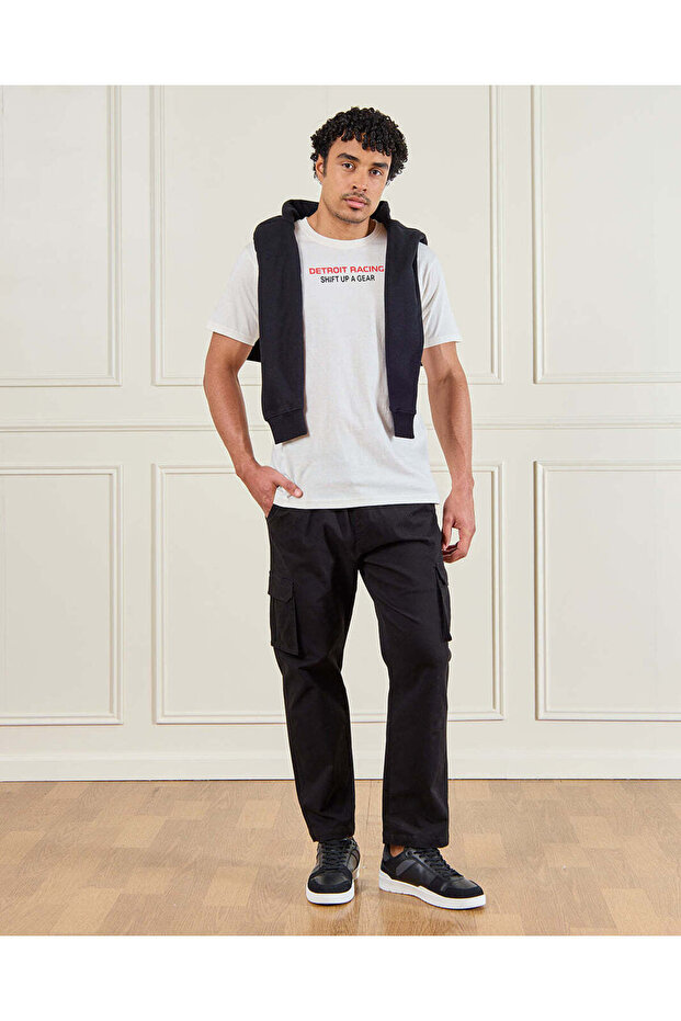 تي شيرت رجالي أبيض مطبوع - 3