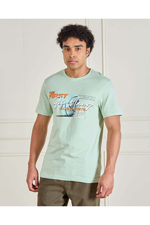 Men Mint Basic Graphic T-Shirt