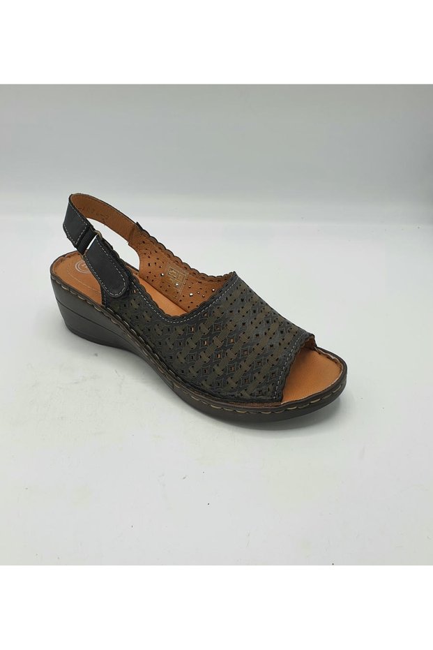 Sandals - Size 39