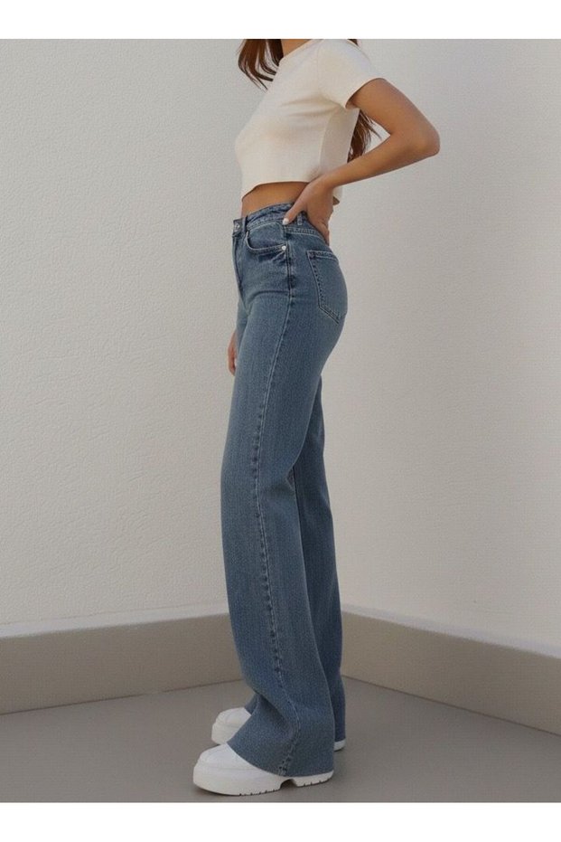 Women's Blue Stretch Fabric Mid-Wash Super High-Waist Relaxed Leg Denim Relaxed Pants