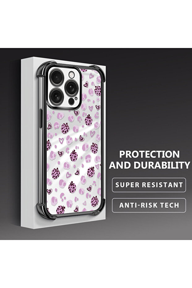 حافظة واقية من السيليكون الشفاف المتوافقة مع هاتف iPhone 16 Pro بأنماط الفراولة - 3