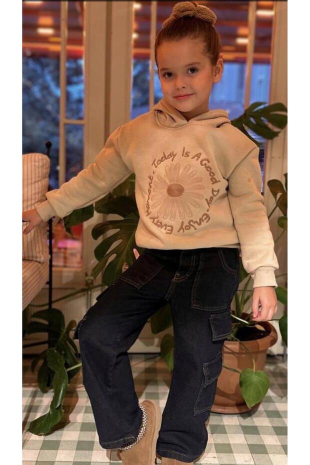 Today Is a Good Printed Rubber Waist Jeans Set
