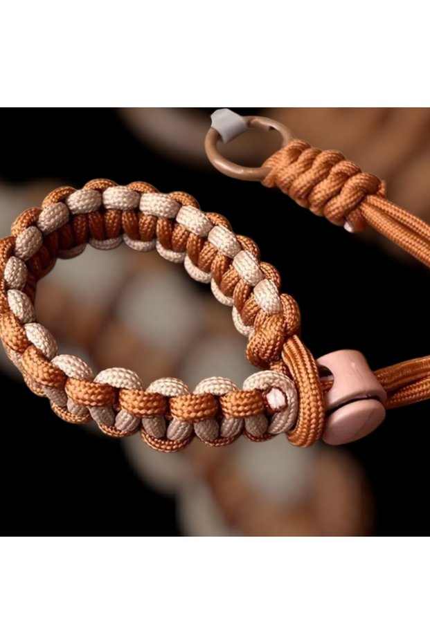 Shenzhen Shipped Phone Strap - Handmade Braided Bracelet with Sturdy Metal Clip Design Charm
