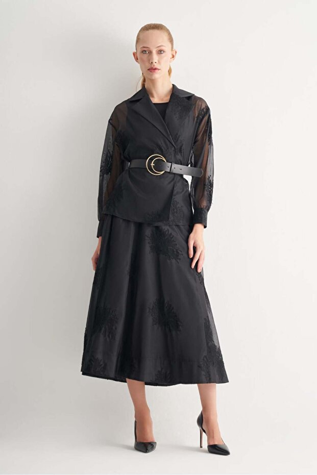 İşlemeli Kemerli Bluz - 5