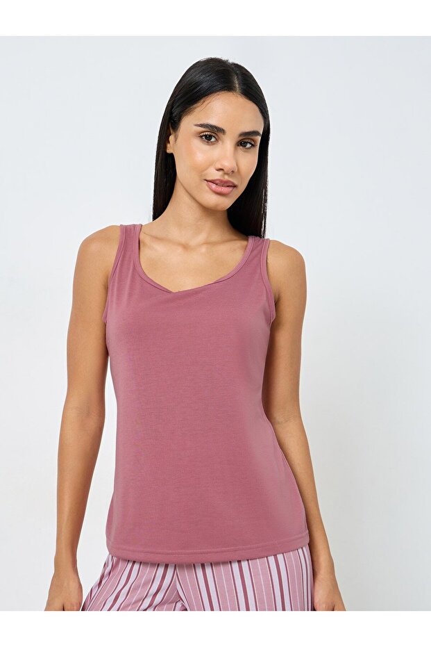 طقم بيجاما مخططة مع صدرية سادة - 2