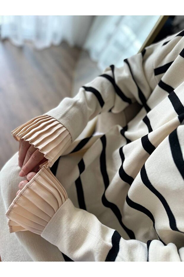 Pliseli düğmeli kolluk - 2