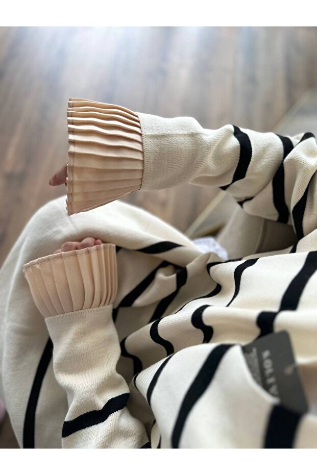 Pliseli düğmeli kolluk - 3