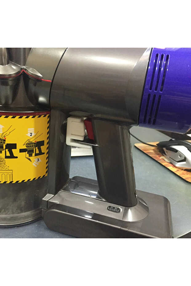 قفل زناد متوافق مع دايسون V8 |   جهاز عملي لتثبيت زناد المكنسة الكهربائية - 4