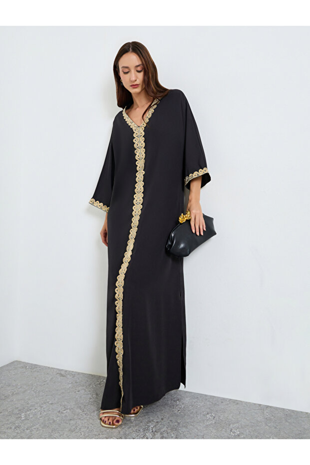 Women Embroidered Jalabiya Maxi Dress
