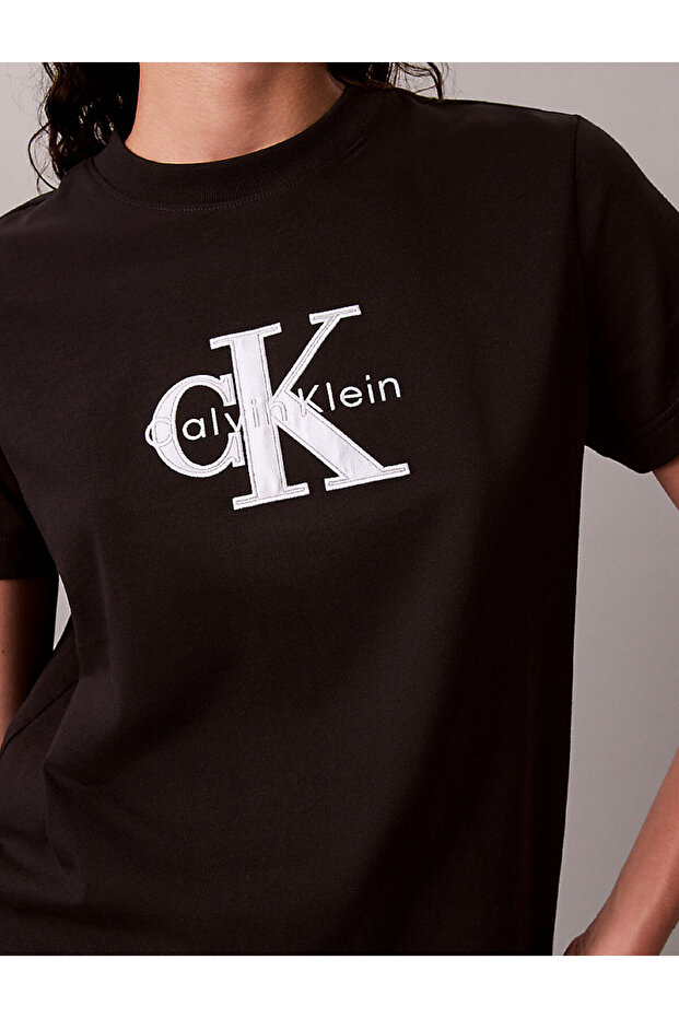 Női normál szabású, kerek nyakú, logóval hímzett, rövid ujjú fekete póló LV047E819G-UB1 - 4