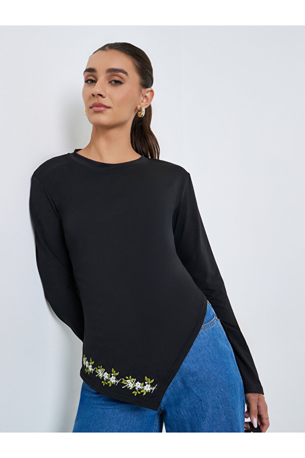 Women Asymmetric Hem Long Sleeve T-Shirt