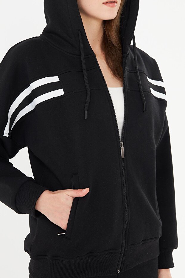 Дамски зимни спортни панталони с качулка и подплата от флийс, черни 8520-S - 8