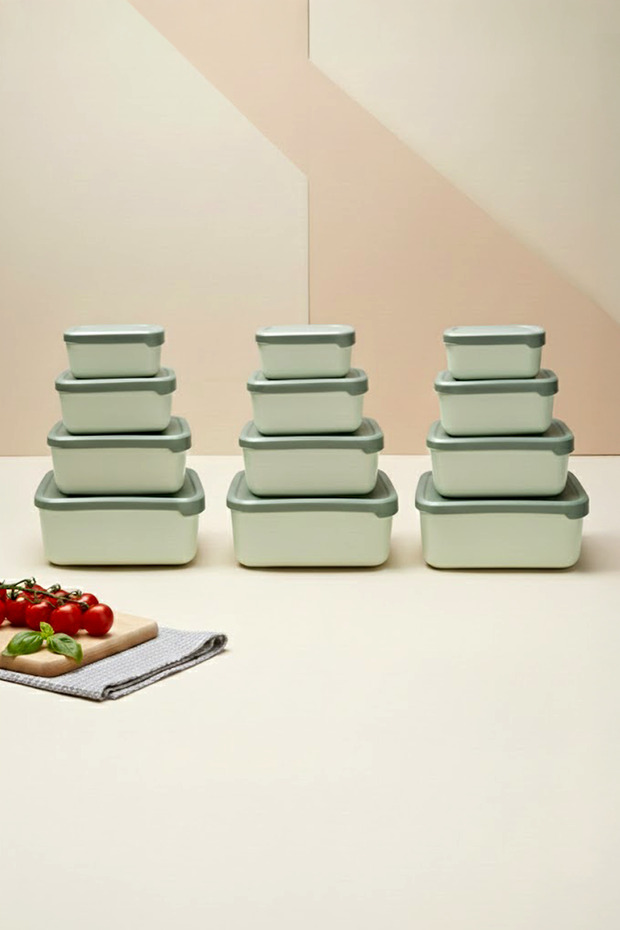 Set of 12 Rectangular Storage Containers (0.43Ml-0.83Ml-1.6L-2.6L) Microwave and Freezer Compatible
