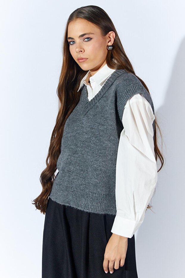 Kadın Antrasit V Yakalı Basic Süveter - 2