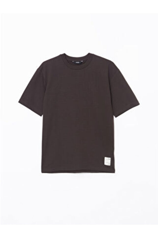 Artı-Store Offers a Comfortable and Stylish Option with Its Cotton-Blend Fabric.