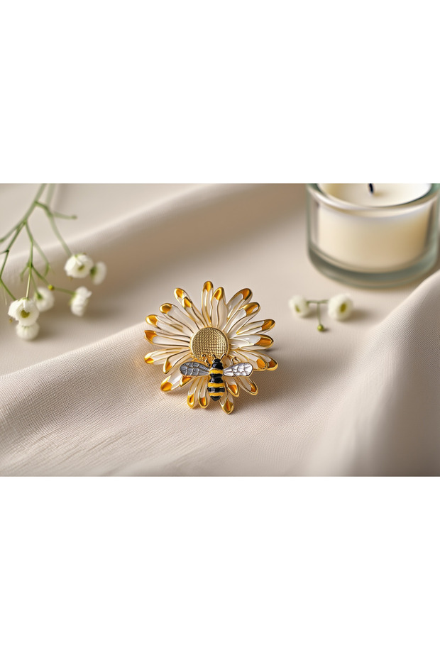Arı Papatya Broş - 1
