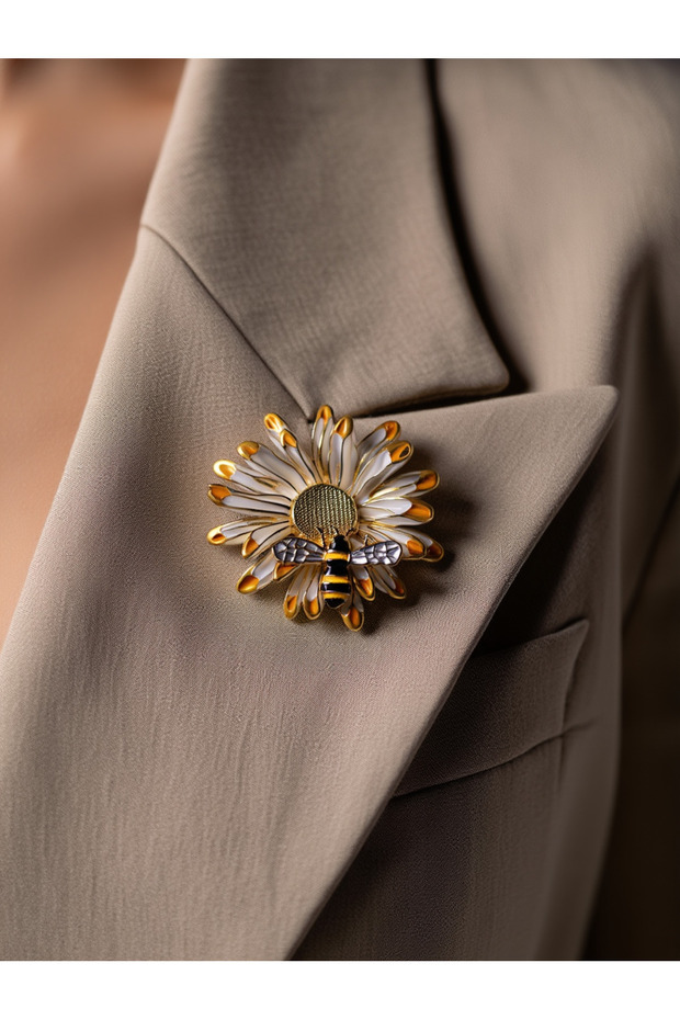 Arı Papatya Broş - 2