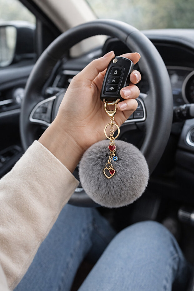Plush Fluffy Pompon Puff Smoked Feather Detailed Home Car Phone Wallet Bag Keychain