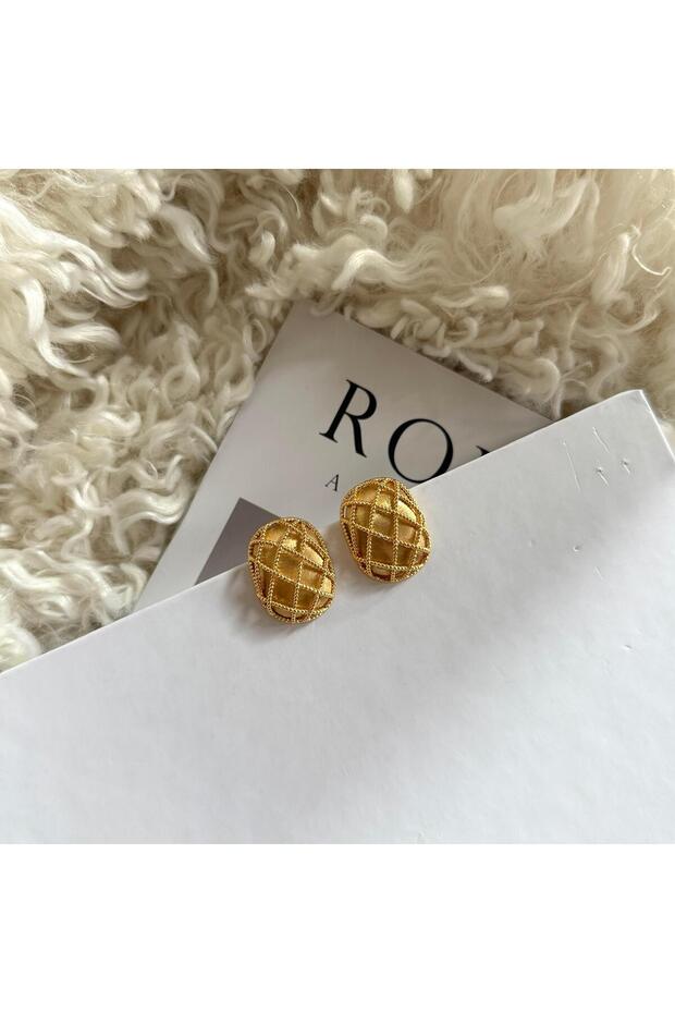 Leila Earrings