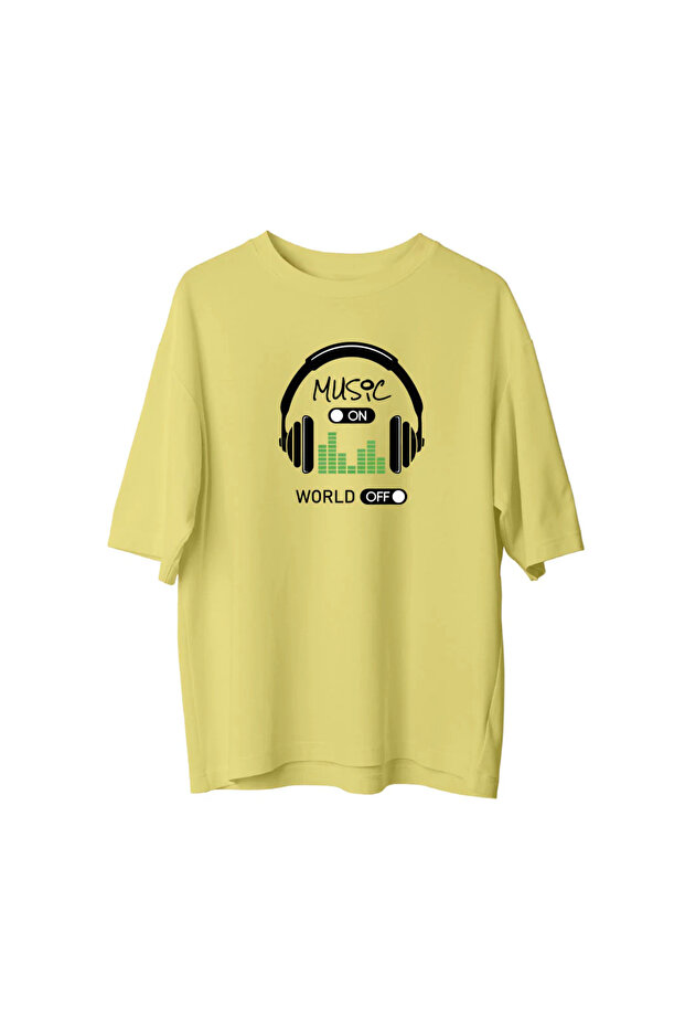 Music on - Oversized T-Shirt