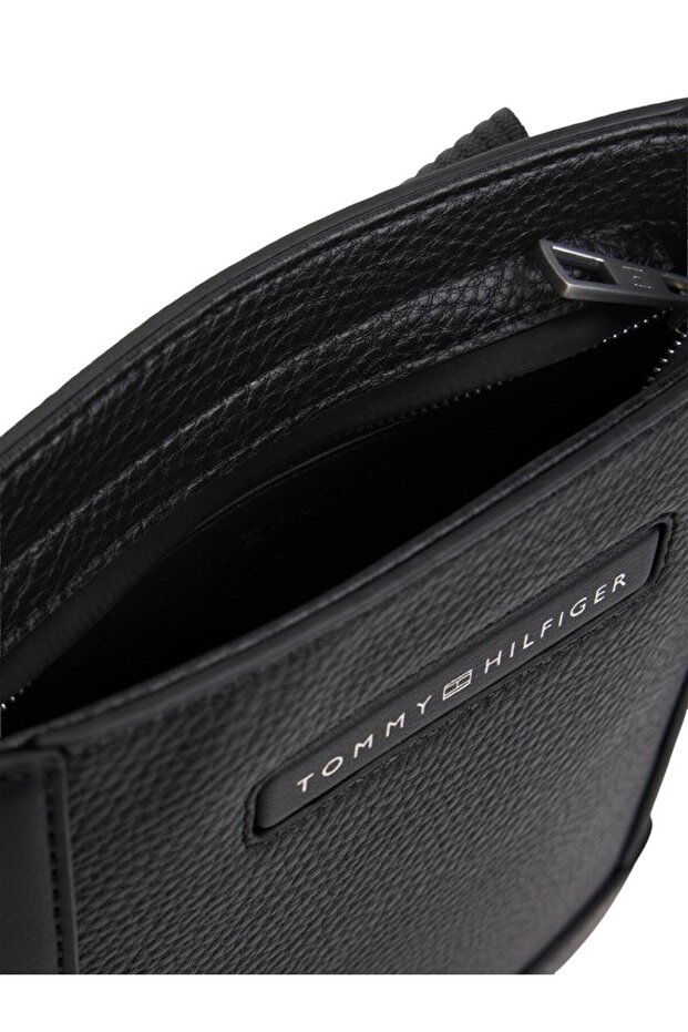 TH CENTRAL MINI CROSSOVER - 3