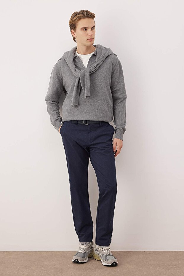 Lacivert Erkek Dar Paça/Slim Fit Mevsimlik %100 Pamuk Likralı Kumaş Pantolon TMNAW26PL00032 - 1