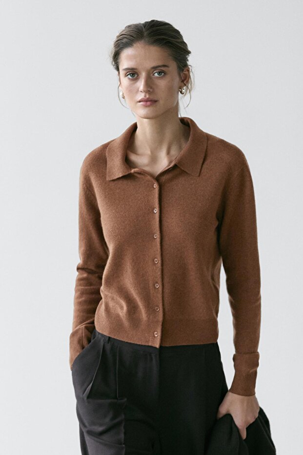 Yün triko hırka - 2