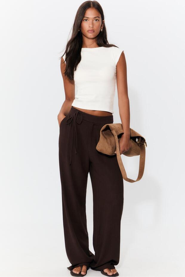 Basic geniş yaka tişört - 1