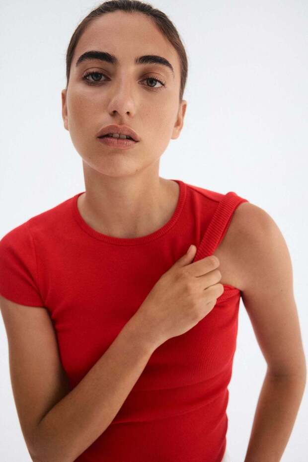 Button-detail top - 1