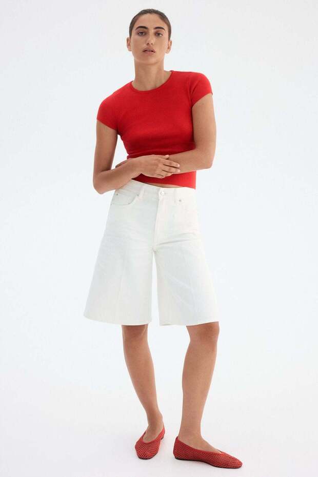 Button-detail top - 2