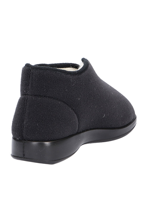 House shoe - 4