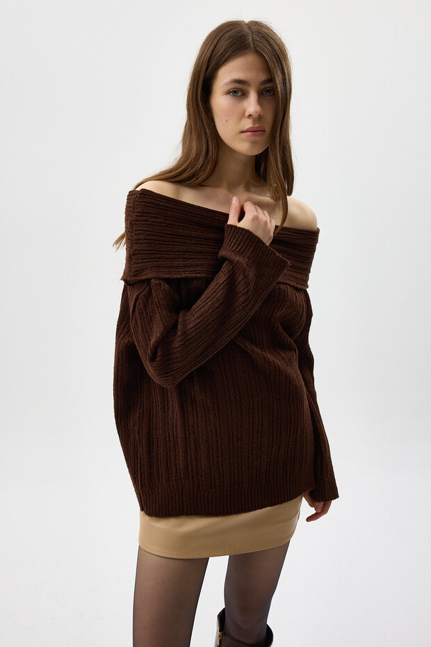 2324 Boat Neck Long Sleeve Sweater Brown