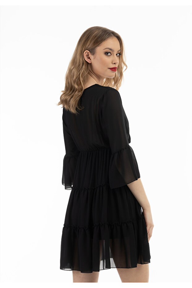 Minikleid mit Rüschen - 4