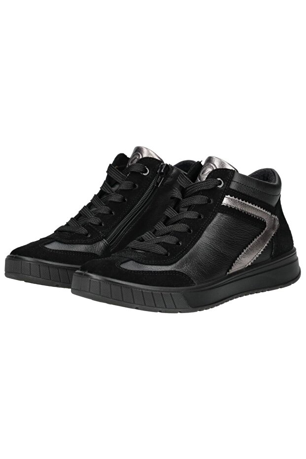 Sneaker - 3