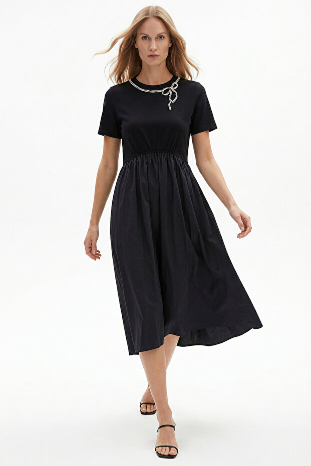 Yakası İşlemeli Maxi Elbise - 6