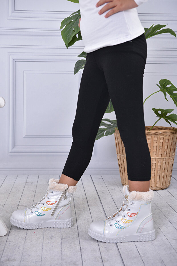 Kürklü Çocuk Botu - 3