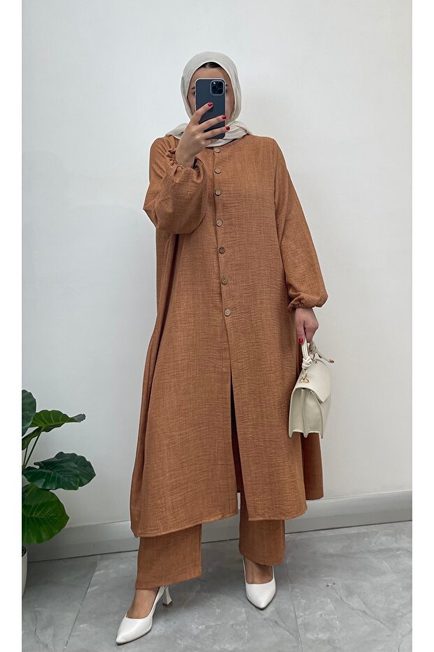 بدلة كتان بمظهر نصف زر - 1