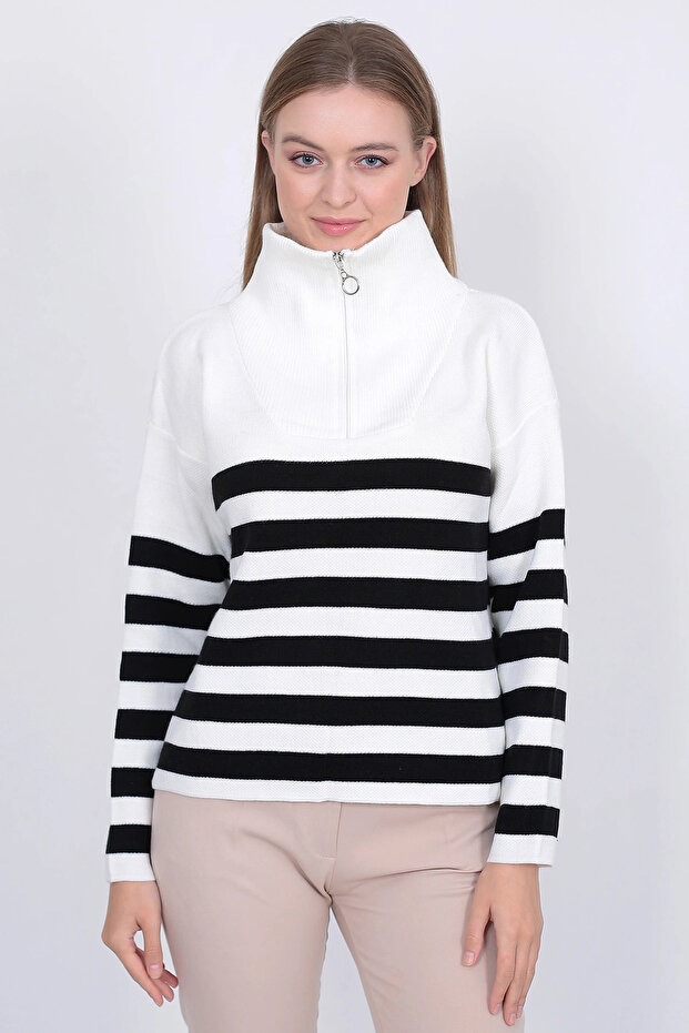 Women's Striped Oversize Cut Zippered Knitwear Sweater Ecru-Black
