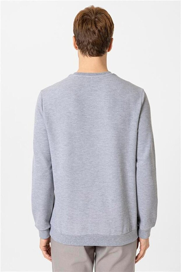 Gri Regular Armürlü Bisiklet Yaka Triko - 4