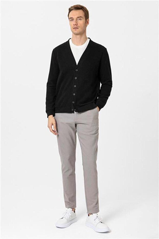 Siyah Regular Armürlü V Yaka Hırka - 5