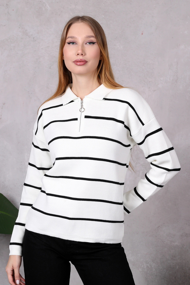 Women's Polo Collar Oversize Striped Zippered Knitwear Sweater Ecru