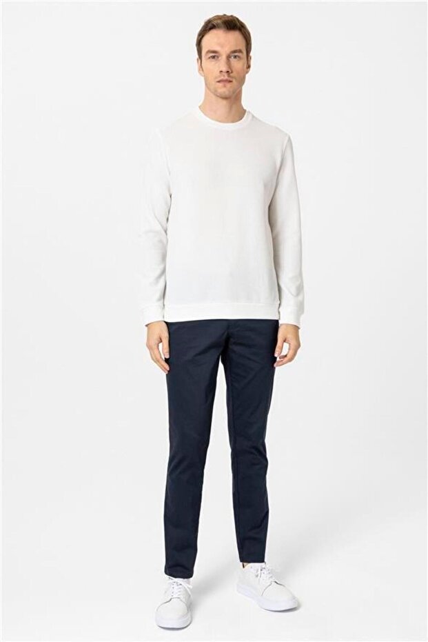 Beyaz Regular Armürlü Bisiklet Yaka Triko - 6