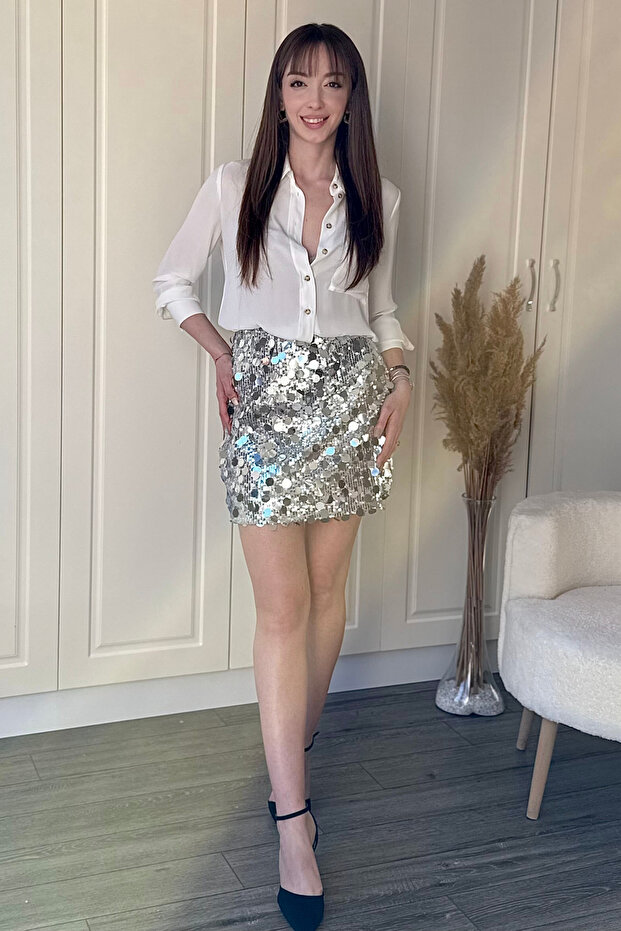 Şık Pullu Mini Gümüş Etek - 4